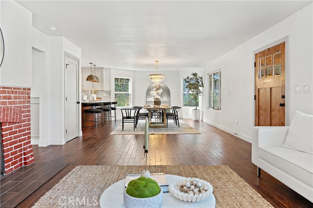 229 S Kingsley Drive, Los Angeles CA: https://media.crmls.org/medias/dd5e46c3-688a-4059-b416-8f08c2cb182d.jpg