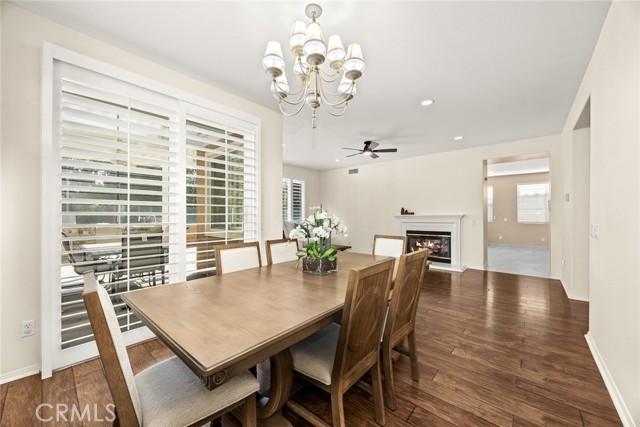 Detail Gallery Image 8 of 38 For 8180 E Brookdale Ln, Anaheim Hills,  CA 92807 - 6 Beds | 4 Baths