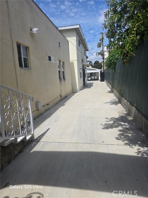 Detail Gallery Image 18 of 18 For 521 E Valencia Ave a,  Burbank,  CA 91501 - 2 Beds | 2 Baths