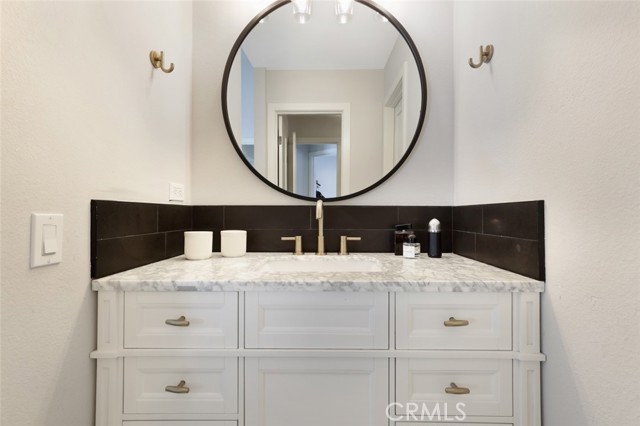 Detail Gallery Image 17 of 23 For 390 Deerfield, Irvine,  CA 92606 - 2 Beds | 1/1 Baths