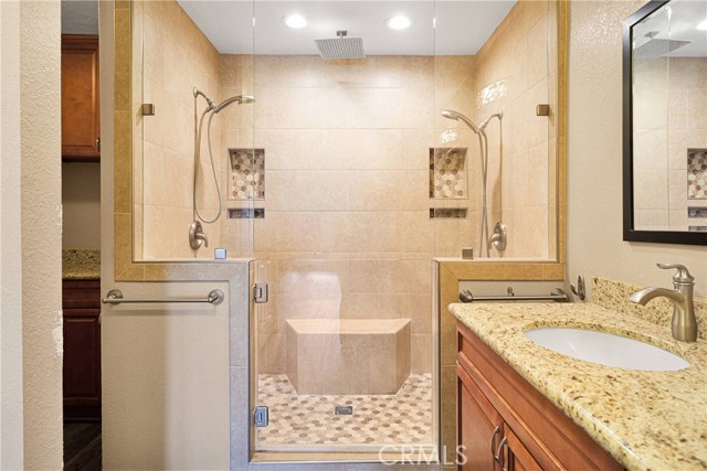 13435 Spring Valley, Victorville CA: https://media.crmls.org/medias/dd5fc2d1-87e9-496a-9b44-6dcc858e10ea.jpg