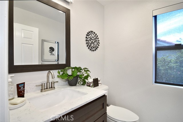 24574 Overland, West Hills CA: https://media.crmls.org/medias/dd600049-ce35-4183-9941-da067a9091eb.jpg