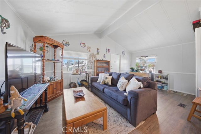 Detail Gallery Image 17 of 31 For 1255 Amethyst #18,  Mentone,  CA 92359 - 2 Beds | 2 Baths