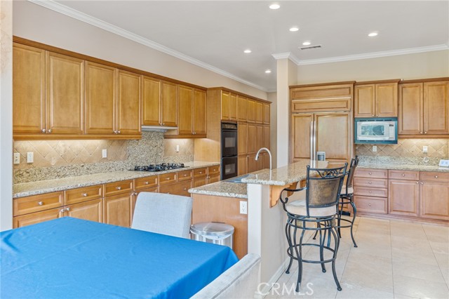 1180 Cleveland Way, Corona CA: https://media.crmls.org/medias/dd61080e-eb2d-49ca-9a51-950eb4a2cd99.jpg