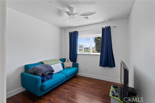 Detail Gallery Image 19 of 39 For 13011 Doty Ave #44,  Hawthorne,  CA 90250 - 3 Beds | 1/1 Baths