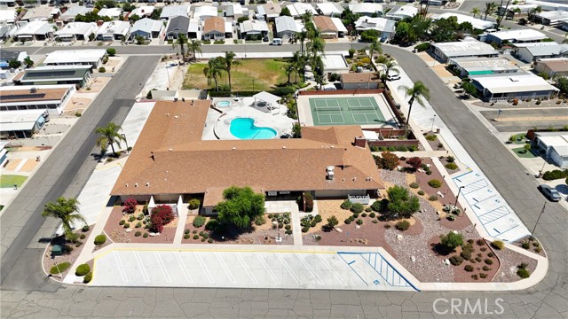 900 Santa Clara Circle, Hemet CA: https://media.crmls.org/medias/dd642171-ca96-4f14-b76e-4c8ebbfe2ada.jpg