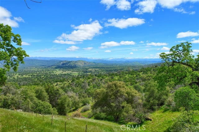 Detail Gallery Image 6 of 50 For 42625 Red Top Mountain Ct, Coarsegold,  CA 93614 - 3 Beds | 2 Baths