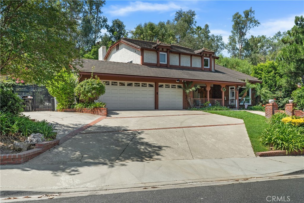 8 Rancho Laguna Dr.