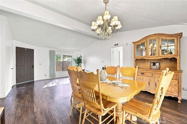 2 Bed Home for Sale in Castaic, California