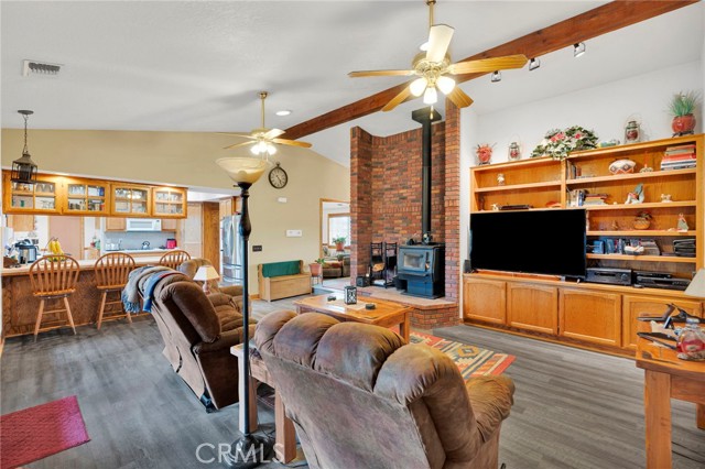 Detail Gallery Image 13 of 61 For 12830 Cedar, Hesperia,  CA 92344 - 3 Beds | 2/1 Baths