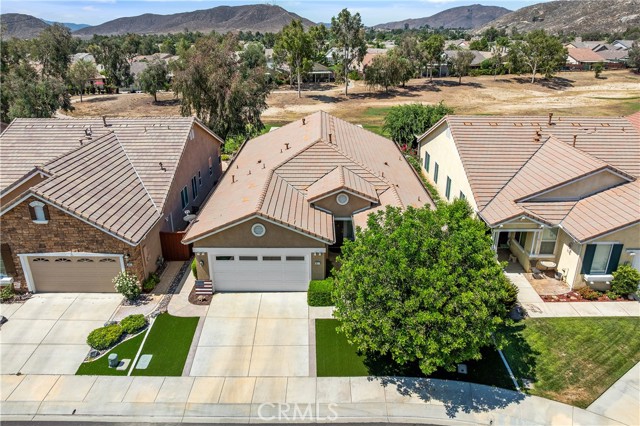 671 Zaharias Circle, Hemet CA: https://media.crmls.org/medias/dd6627f4-0fcf-439a-8d6d-1b5e1037f25a.jpg