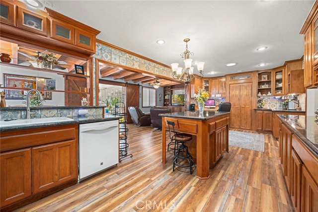 Detail Gallery Image 10 of 35 For 24481 Jutewood Pl, Lake Forest,  CA 92630 - 3 Beds | 3 Baths