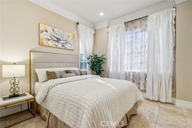 Detail Gallery Image 31 of 68 For 1117 Encanto Dr, Arcadia,  CA 91007 - 6 Beds | 6/1 Baths