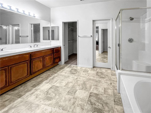 Detail Gallery Image 25 of 38 For 13127 Yellowwood St, Moreno Valley,  CA 92553 - 5 Beds | 3 Baths