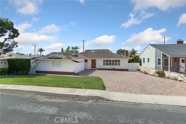 Detail Gallery Image 41 of 47 For 425 Calle De Castellana, Redondo Beach,  CA 90277 - 4 Beds | 2/1 Baths