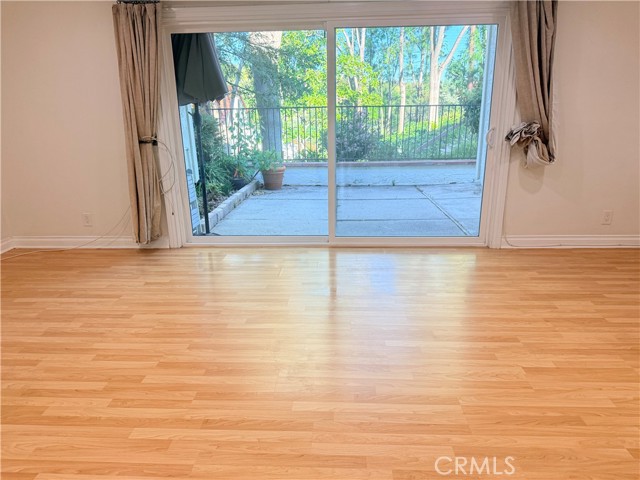 Detail Gallery Image 4 of 19 For 770 Tuolumne, Thousand Oaks,  CA 91360 - 3 Beds | 1/1 Baths