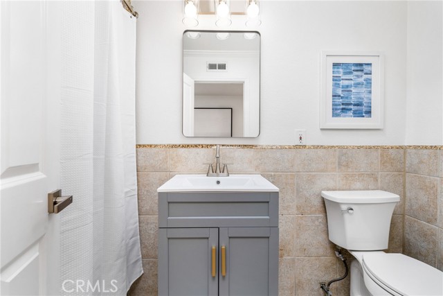 Detail Gallery Image 16 of 18 For 3072 Madison Ave, Costa Mesa,  CA 92626 - 4 Beds | 2 Baths