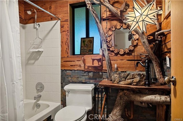 Detail Gallery Image 22 of 27 For 1023 Sandalwood Dr, Lake Arrowhead,  CA 92352 - 3 Beds | 2/1 Baths