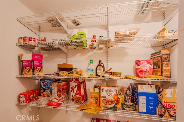 9668 W Rosamond Boulevard, Rosamond CA: https://media.crmls.org/medias/dd6805ac-30fd-426b-905a-33acb5057a0b.jpg