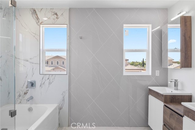 Detail Gallery Image 16 of 29 For 14416 Buvan Ct, Moreno Valley,  CA 92555 - 5 Beds | 3/1 Baths