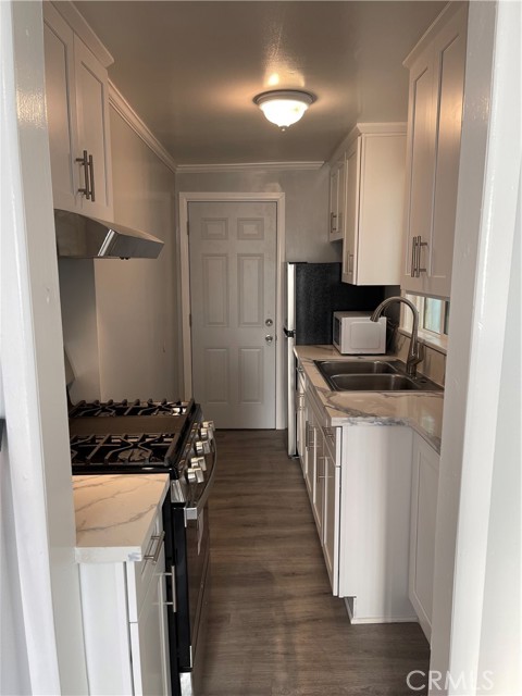 Detail Gallery Image 23 of 28 For 117 S Cedar, Inglewood,  CA 90301 - – Beds | – Baths