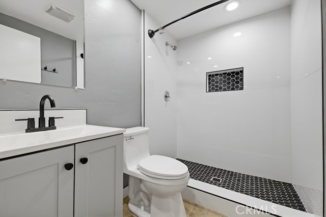 Detail Gallery Image 24 of 46 For 26871 Sapphire, Mission Viejo,  CA 92691 - 2 Beds | 2 Baths