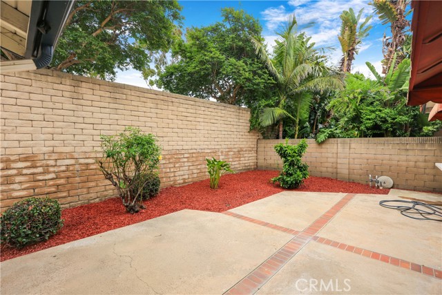 Detail Gallery Image 39 of 50 For 15552 Sunburst Ln, Huntington Beach,  CA 92647 - 4 Beds | 2 Baths