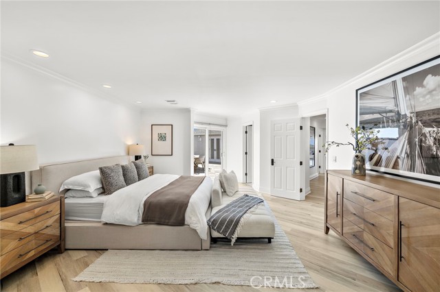 Detail Gallery Image 16 of 36 For 1651 Thurston Dr, Laguna Beach,  CA 92651 - 3 Beds | 3/1 Baths