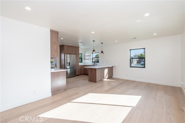 Detail Gallery Image 3 of 40 For 18833 Doty, Torrance,  CA 90504 - 3 Beds | 1 Baths