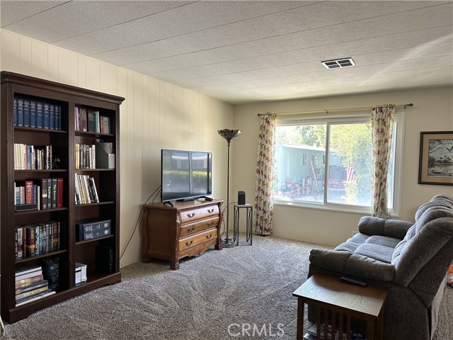 Detail Gallery Image 5 of 19 For 295 N Broadway St #125,  Santa Maria,  CA 93455 - 2 Beds | 2 Baths
