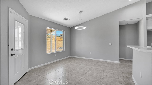 Detail Gallery Image 10 of 43 For 7939 Lassen Ave, Hesperia,  CA 92345 - 4 Beds | 2/1 Baths