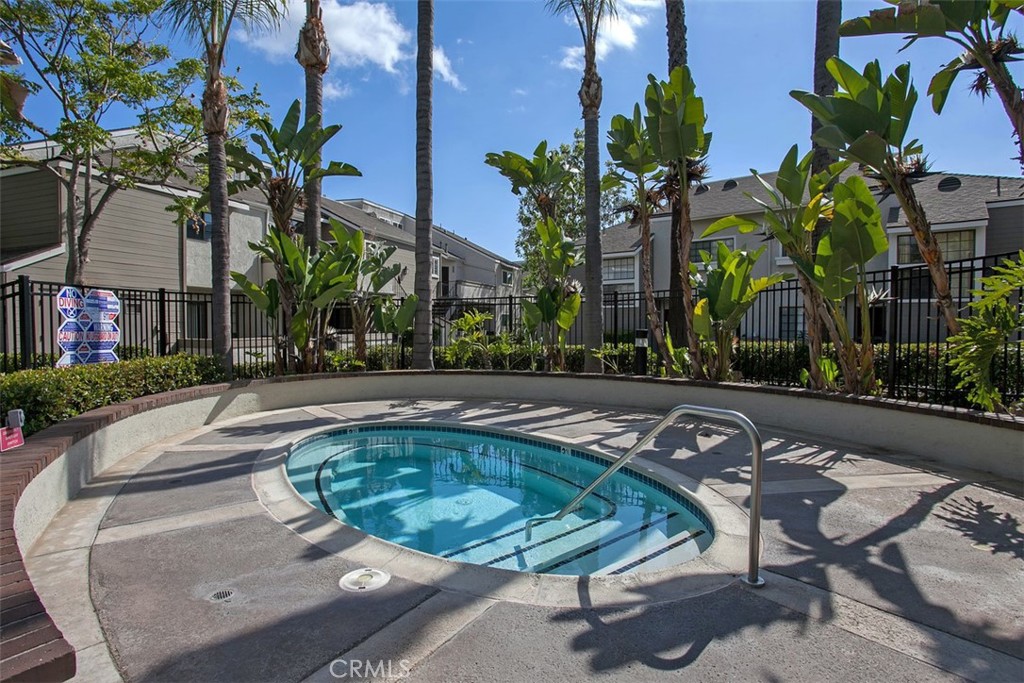 MLS #OC25226555 image #31