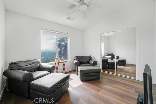 Detail Gallery Image 32 of 46 For 24306 via La Casa, Valencia,  CA 91354 - 4 Beds | 3 Baths