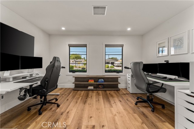 Detail Gallery Image 17 of 48 For 2080 Orange Ave, Costa Mesa,  CA 92627 - 3 Beds | 2 Baths