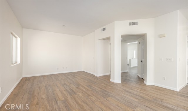 27615 Chatham Lane, Menifee CA: https://media.crmls.org/medias/dd6c20b8-859f-40c3-ba4f-0af60164aeb6.jpg