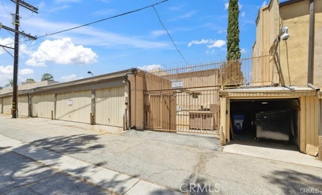 Detail Gallery Image 15 of 22 For 17000 Burbank Bld #214,  Encino,  CA 91316 - 1 Beds | 1 Baths