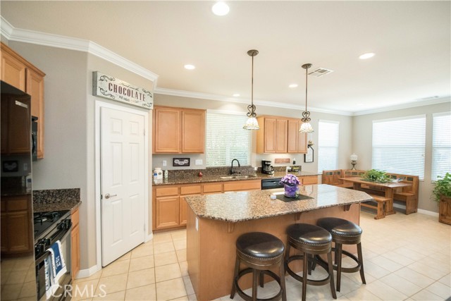 26112 Palm Breeze Lane, Menifee CA: https://media.crmls.org/medias/dd6d2445-8251-4760-aa26-228cdac10b02.jpg
