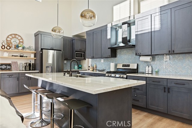 Detail Gallery Image 9 of 59 For 1215 Valley View Dr, Big Bear City,  CA 92314 - 5 Beds | 3/1 Baths