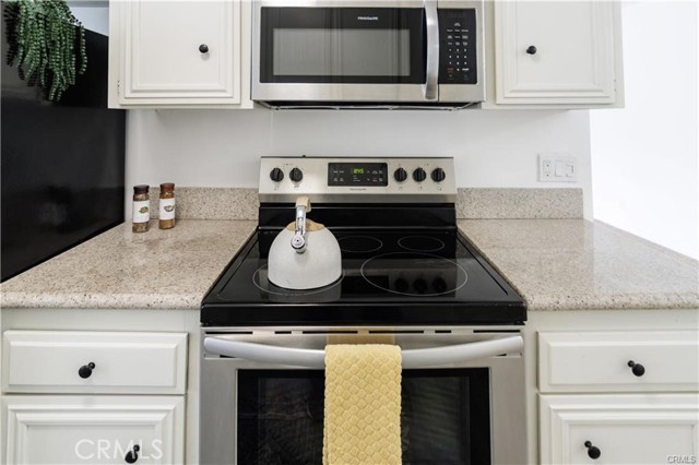 Detail Gallery Image 10 of 23 For 1122 9th St, Santa Monica,  CA 90403 - 1 Beds | 1 Baths
