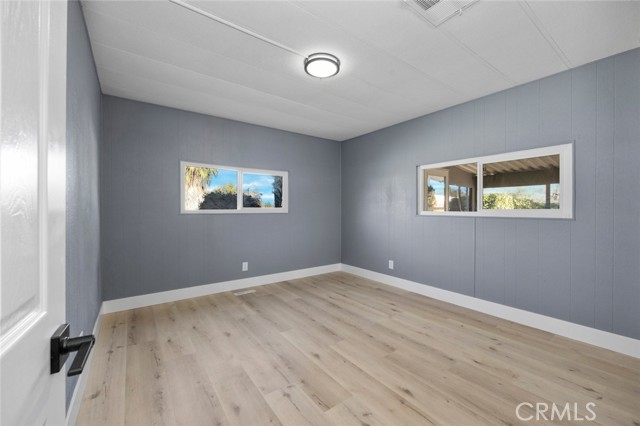 17221 Hidalgo Drive, Perris CA: https://media.crmls.org/medias/dd6de720-67e8-4563-a97e-1a4a5c803edd.jpg