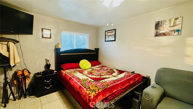 Detail Gallery Image 16 of 20 For 5833 Leo, Bakersfield,  CA 93307 - 2 Beds | 1 Baths