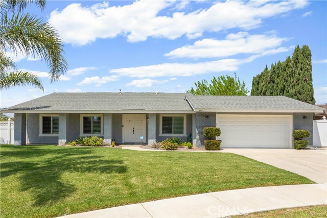 Image 3 for 1002 Meadowview Court, Corona, CA 92878