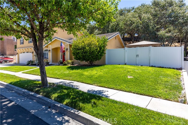 Detail Gallery Image 3 of 59 For 506 Red River Dr, Paso Robles,  CA 93446 - 3 Beds | 2/1 Baths