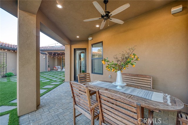 Detail Gallery Image 60 of 74 For 1190 E Turnberry Ave, Fresno,  CA 93730 - 5 Beds | 4/1 Baths