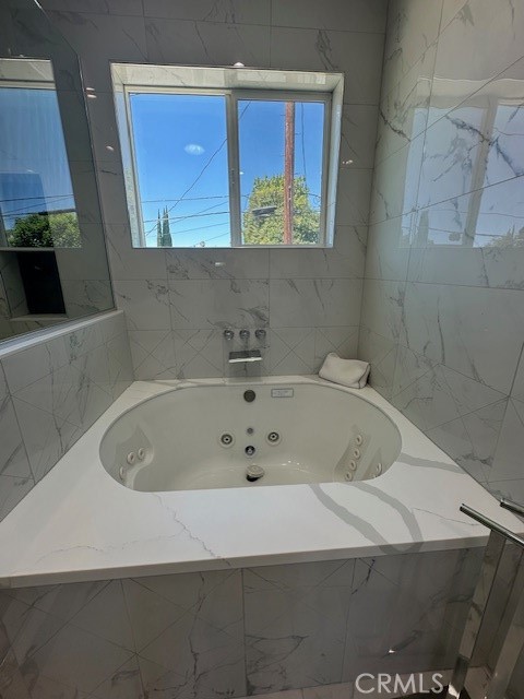 Detail Gallery Image 18 of 27 For 10937 Whitaker Ave, Granada Hills,  CA 91344 - 2 Beds | 2 Baths