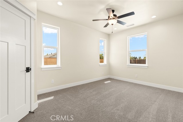 5035 San Juanico Drive, Chico CA: https://media.crmls.org/medias/dd708152-bcba-4ca5-be06-b9d00838624c.jpg