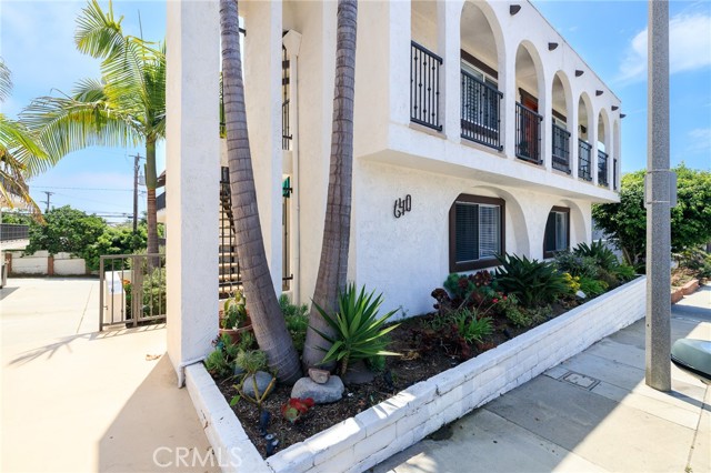 640 Manhattan Beach Boulevard, Manhattan Beach, California 90266, 2 Bedrooms Bedrooms, ,2 BathroomsBathrooms,Residential,Sold,Manhattan Beach,SB23142644