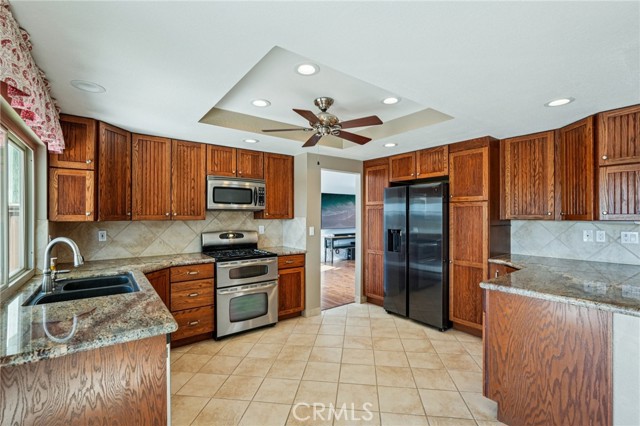 Detail Gallery Image 13 of 35 For 24395 Jacarte, Murrieta,  CA 92562 - 3 Beds | 2/1 Baths