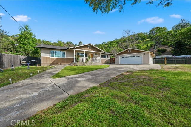 Detail Gallery Image 3 of 52 For 6802 Doris Circle, Lucerne,  CA 95458 - 3 Beds | 2 Baths