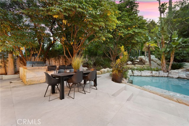 4609 Louise Avenue, Encino CA: https://media.crmls.org/medias/dd76fed5-7c11-4a99-babb-4b04b8adeccc.jpg